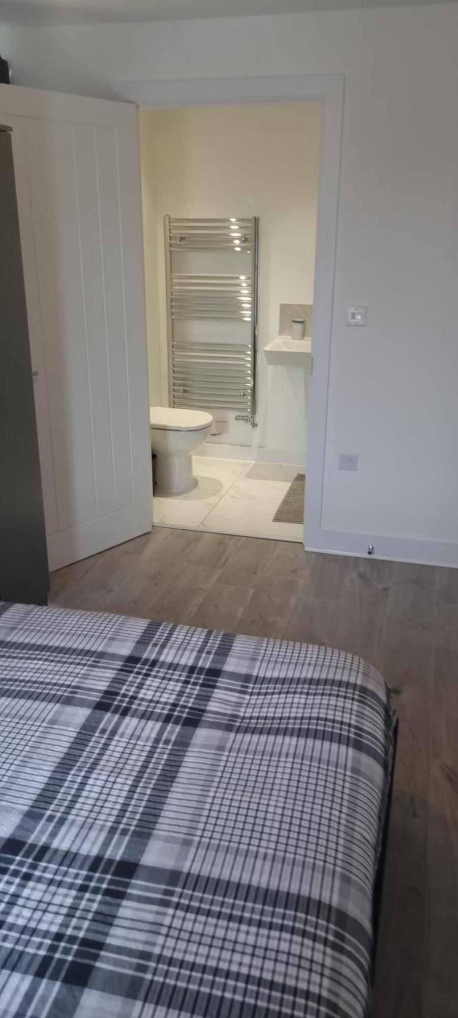 Lush King Ensuite In A Shared Home 맨체스터 외부 사진